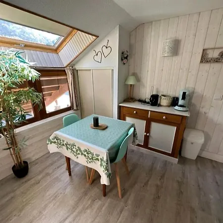 Le Cosy Liberty